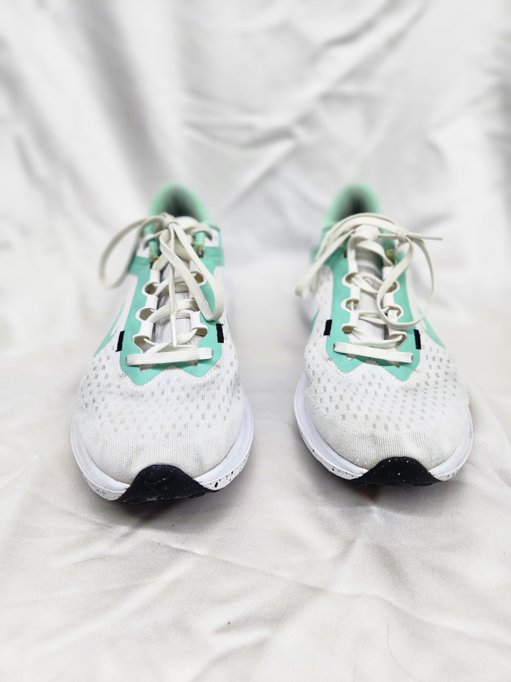 Women's White and Mint Performance Running Sneakers